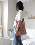 Adjustable Strap Canvas Bag: Comfortable and Stylish