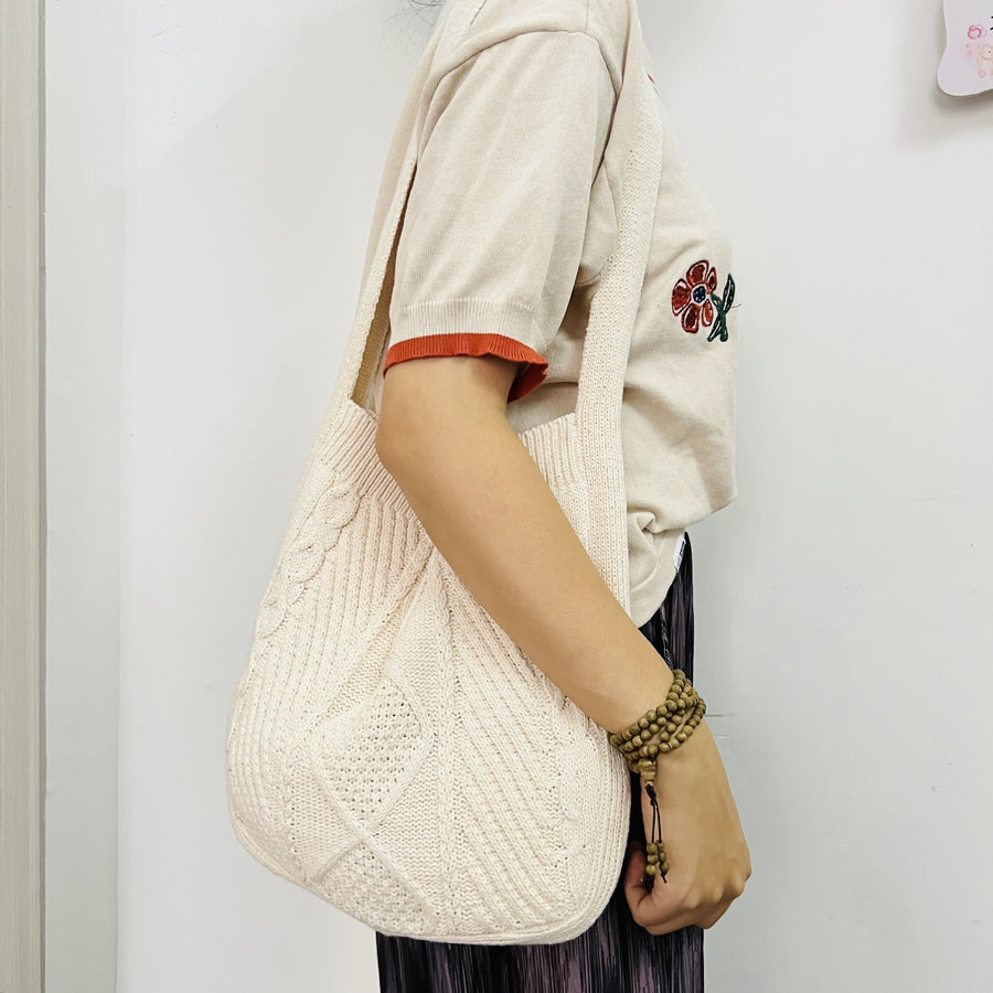 Hands-Free Chic with Versatile Crochet Crossbody Bag