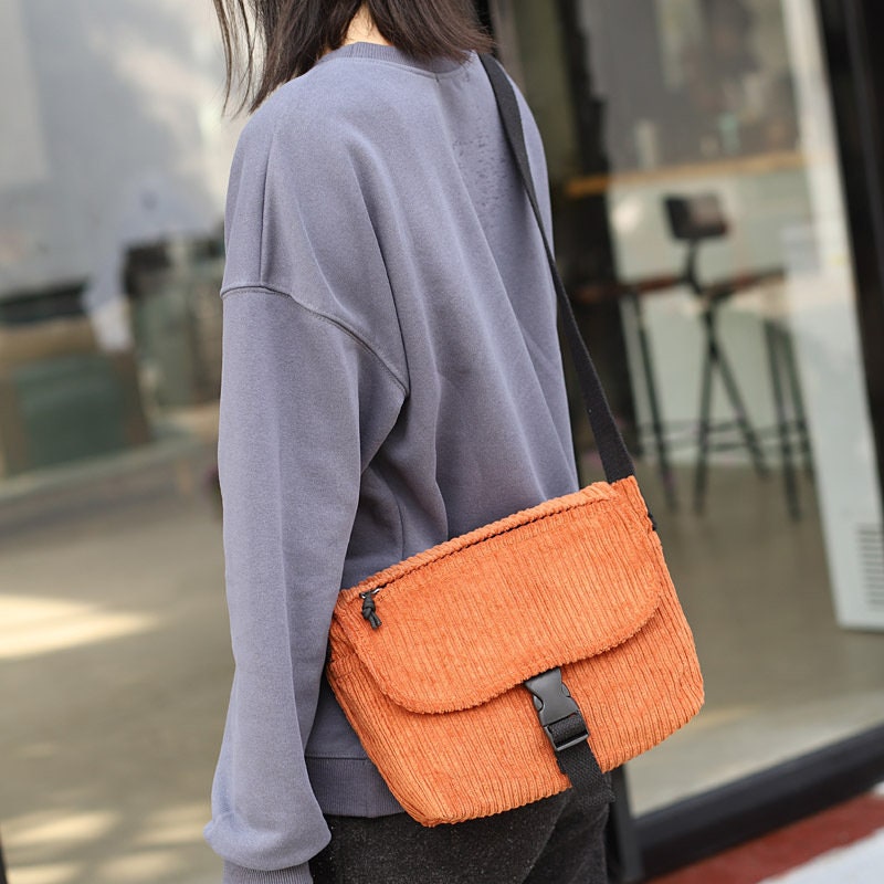 Travel in Style: Adjustable Strap Corduroy Bag