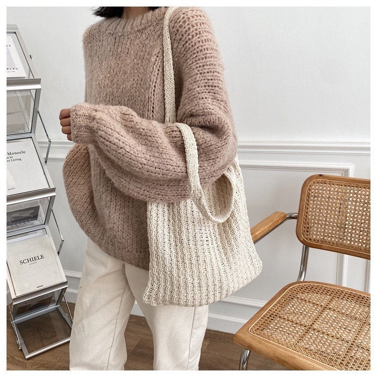 Stay Chic and Sustainable with Our Handcrafted Crochet Shoulder Bag