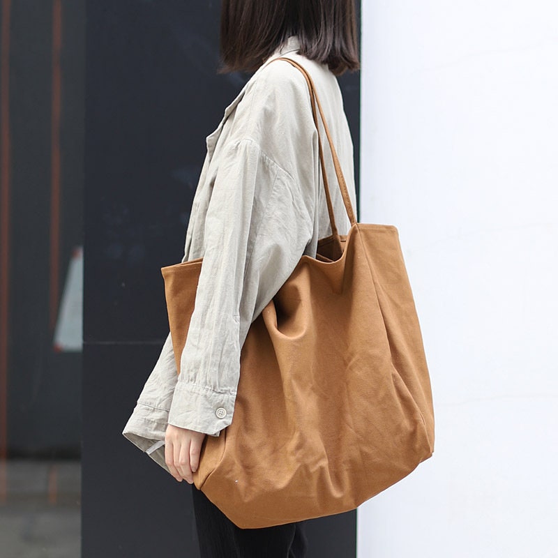 Modern Canvas Shoulder Bag with Sleek Lines