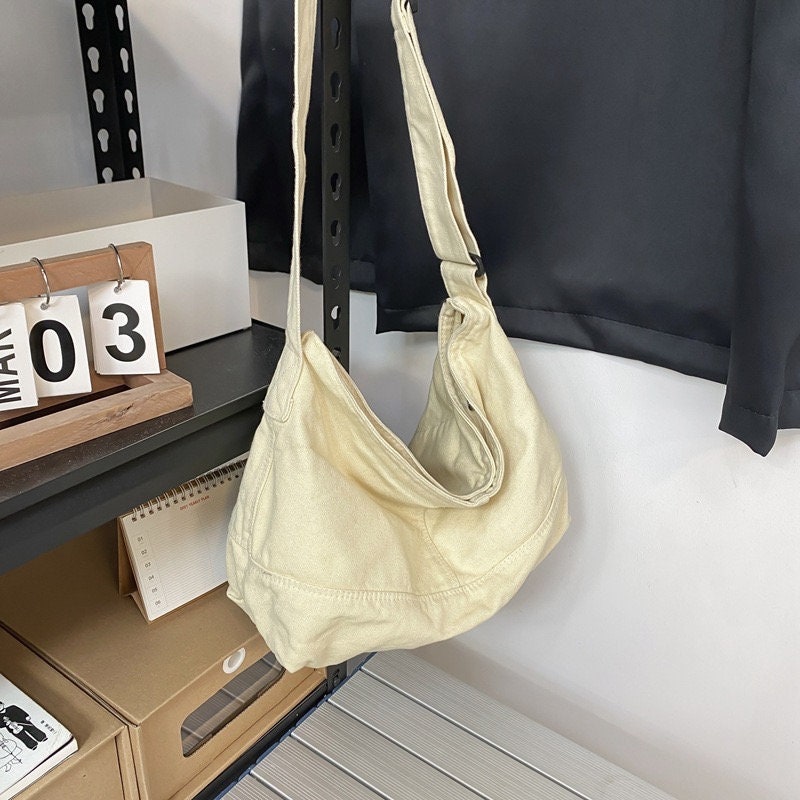 Minimalist Canvas Dumpling Bag with Adjustable Strap