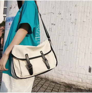 Experience the Comfort and Durability of Our Crossbody Canvas Bag