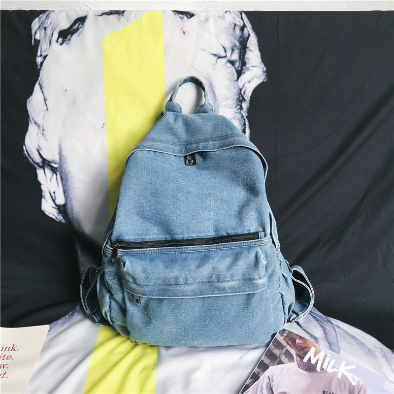 Minimalist Canvas Backpacks for Simplistic Style