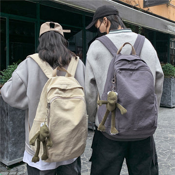 Fashionable Canvas Backpacks for the Trendy and Chic