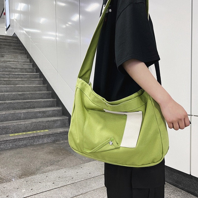 Minimalist Canvas Crossbody Bag for Simplistic Style