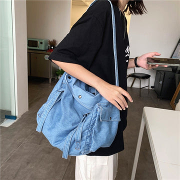 Blue Beauty: The Perfect Denim Crossbody Bag for Any Occasion