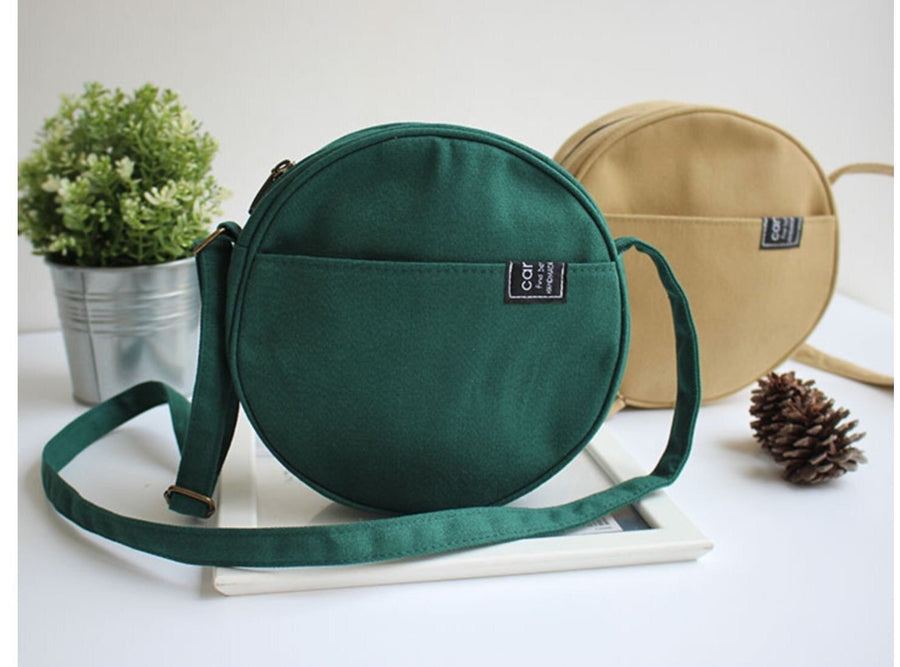 Get Ready for Any Adventure with Our Durable and Versatile Canvas Crossbody Bag