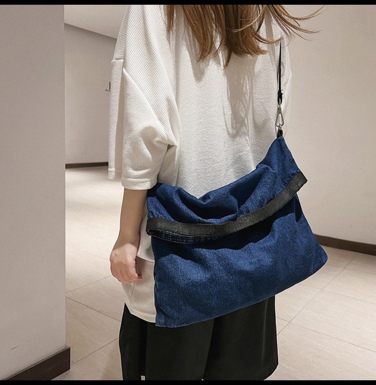 Make a Statement with Our Bold and Fashionable Denim Crossbody Bag