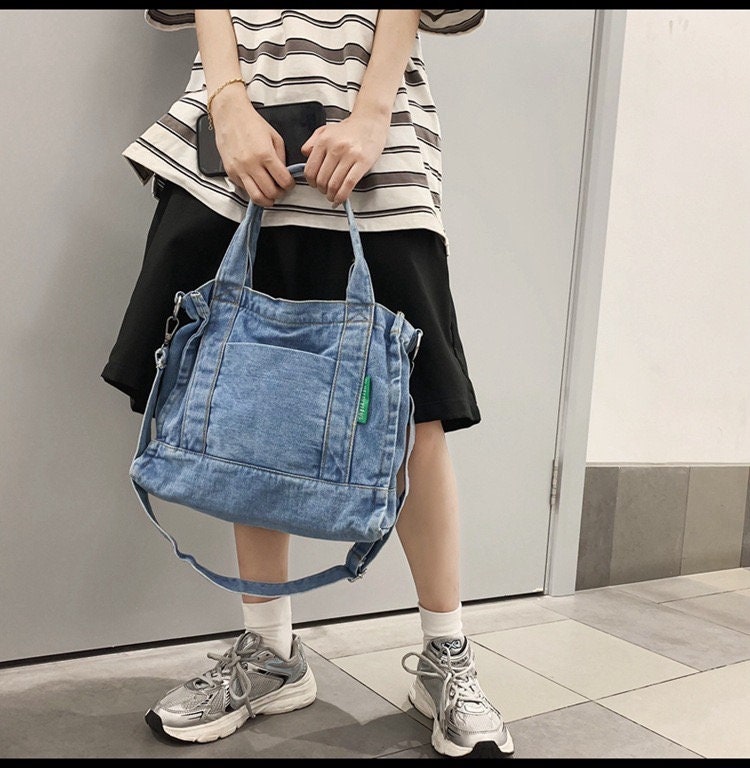 Stay Organized and Chic with Our Multi-Pocket Denim Crossbody Bag