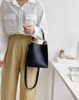 Effortlessly Chic PU Leather Tote Bag for Your Daily Commute